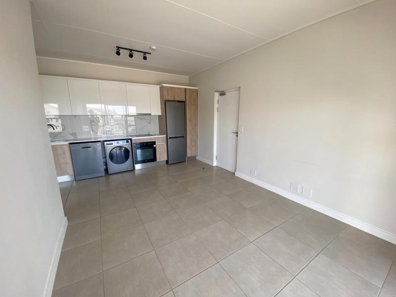 To Let 1 Bedroom Property for Rent in Richwood Western Cape